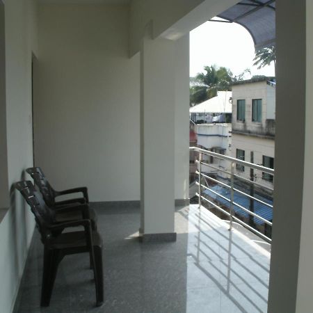 Jacaranda Holiday Home Kochi Екстериор снимка