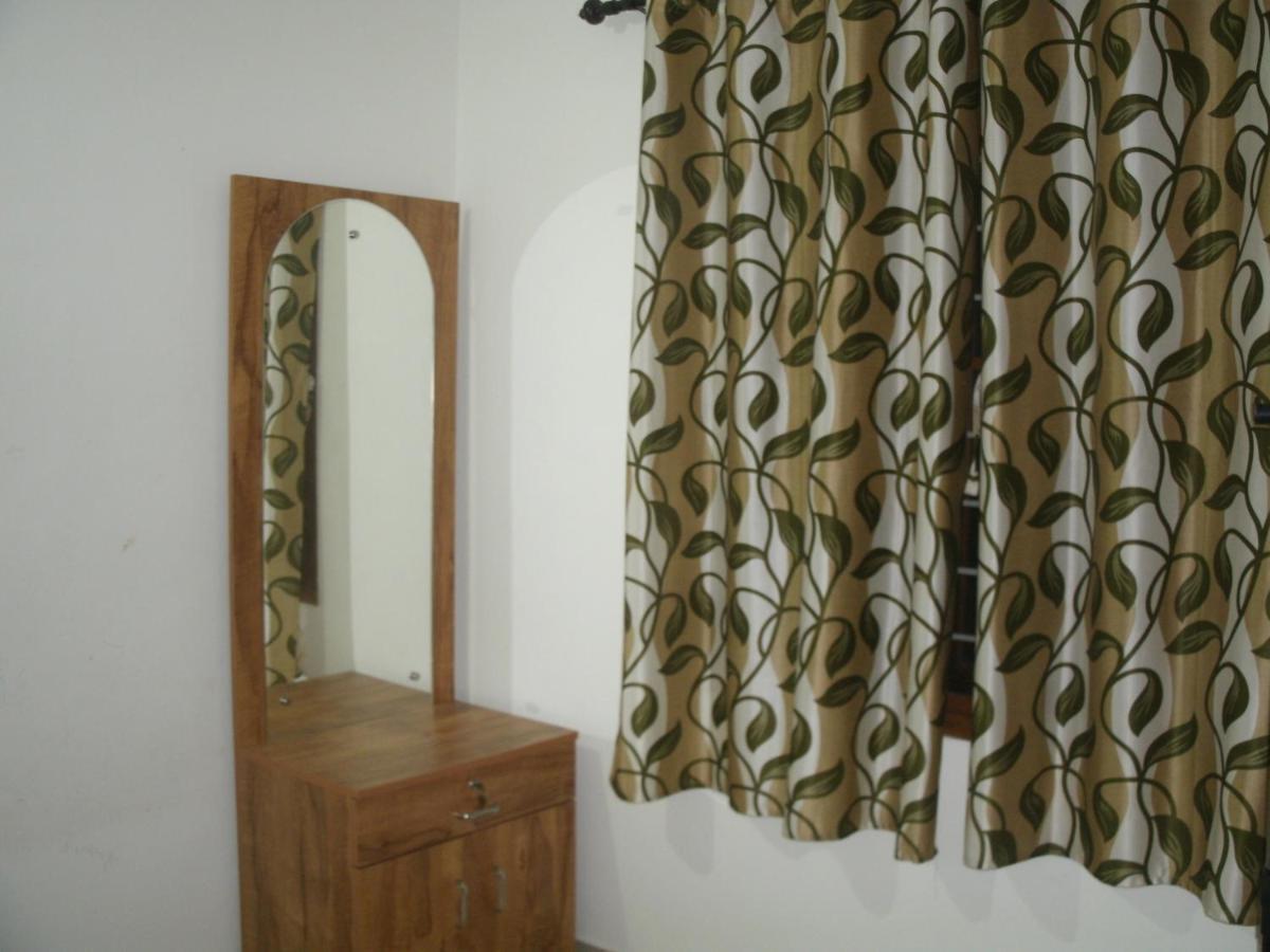 Jacaranda Holiday Home Kochi Екстериор снимка