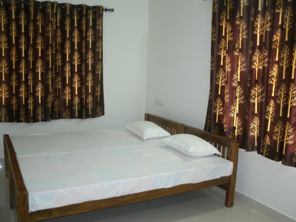 Jacaranda Holiday Home Kochi Екстериор снимка